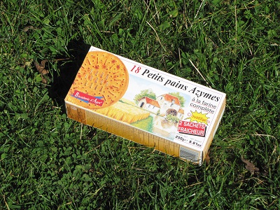 Paquet de pain azyme.