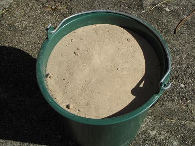 Seau de sable fin.