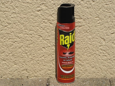 Bombe insecticide.