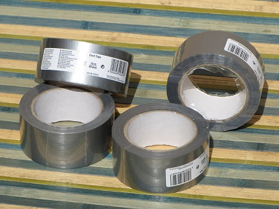Bandes adhésives toilées (duct-tape).
