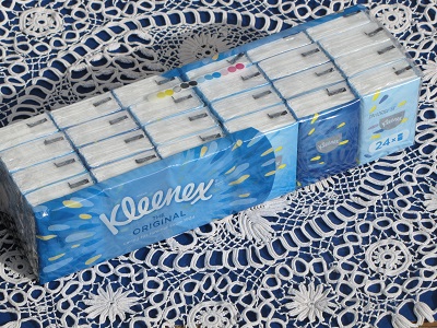 Paquet de mouchoirs en papier.