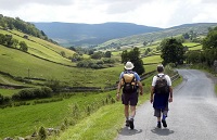 Marcheurs en montagne.